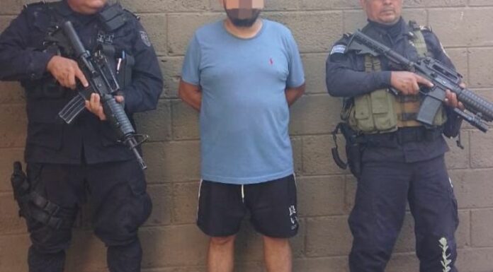 Capturan al asistente del comisionado presidencial, Christian Flores