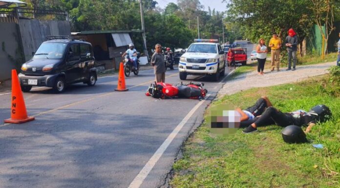 Accidente deja dos lesionados en la carrera hacia Panchimalco.