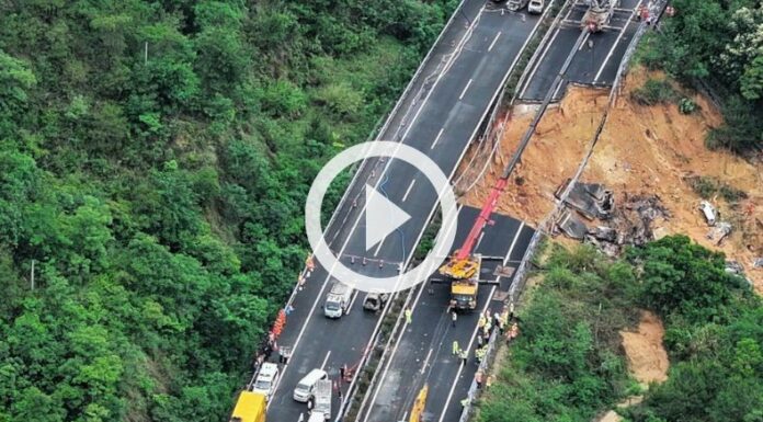Varios fallecidos tras derrumbe de autopista en China.