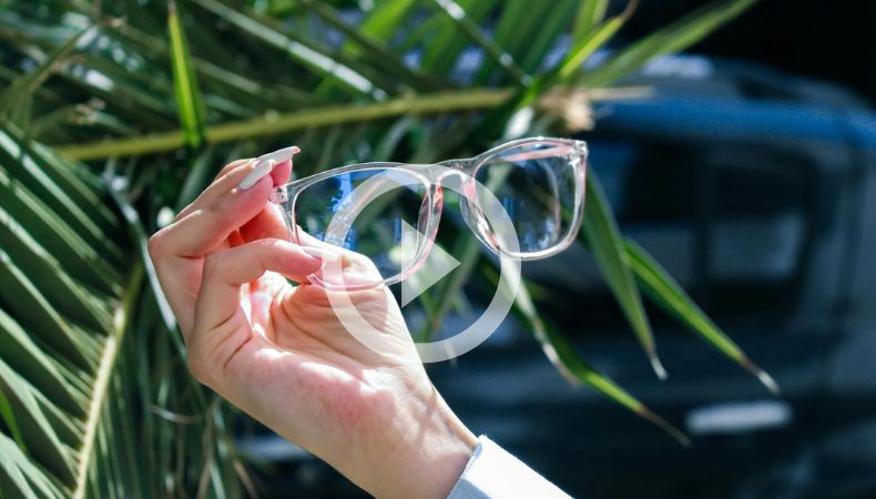 Lentes automedicados: ¿Tiene complicaciones en su salud?