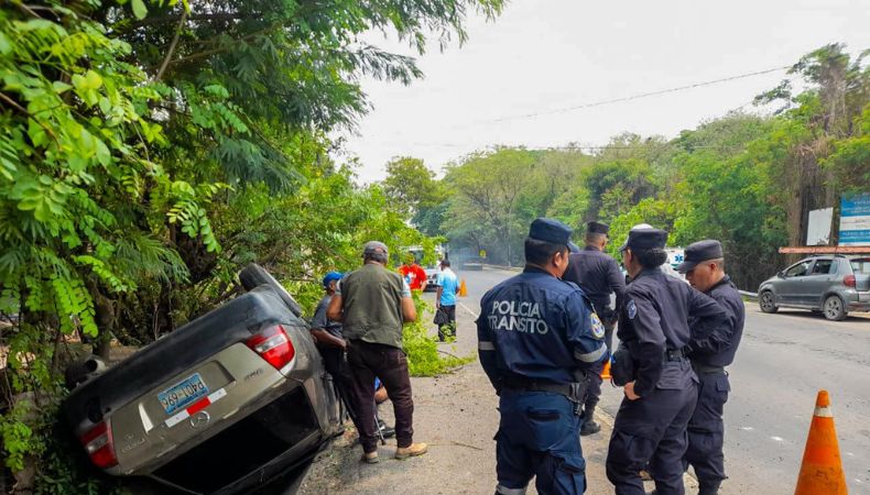 Accidente vial sobre la Troncal del Norte Accidente vial sobre la Troncal del Norte