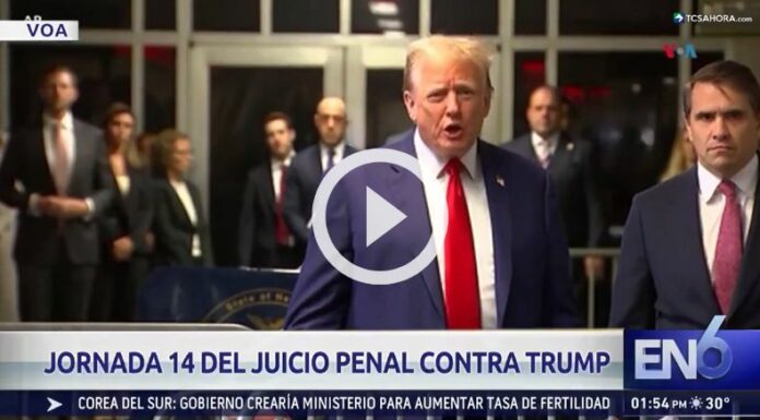 Abogados defensores de Trump interrogan a actriz de películas para adultos.
