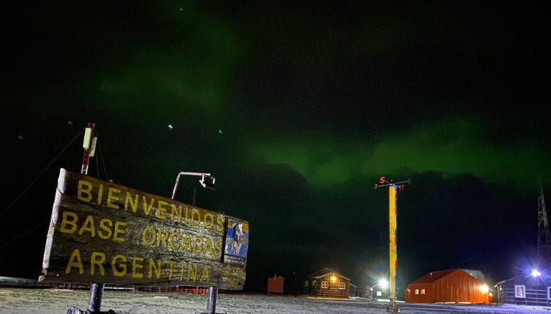 Auroras boreales al norte de la Antártida
