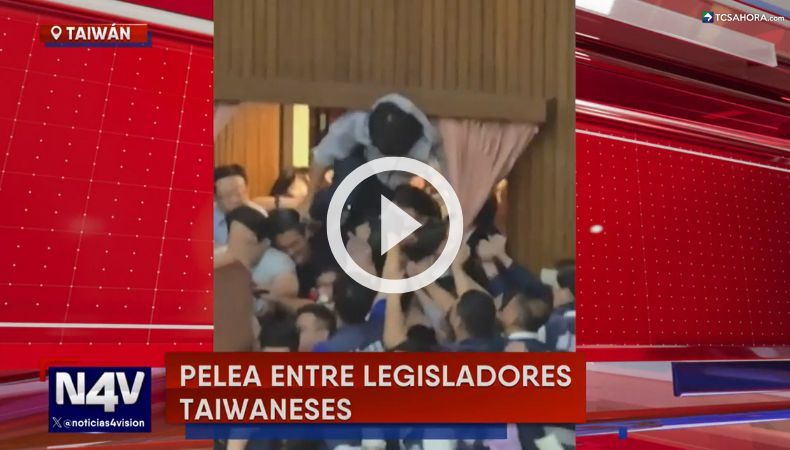 Legisladores taiwaneses se fueron a los golpes.