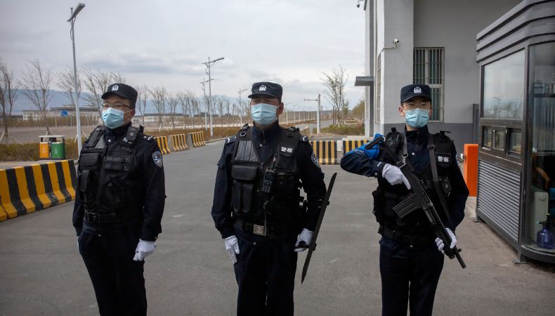 Ataque con cuchillo deja varios fallecidos.