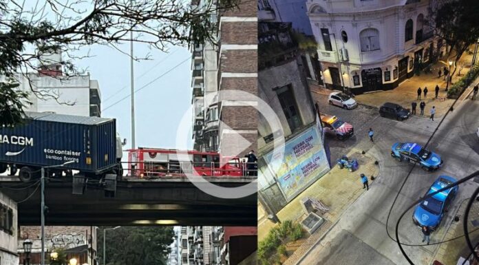 Camión pierde el control y queda colgando de un puente