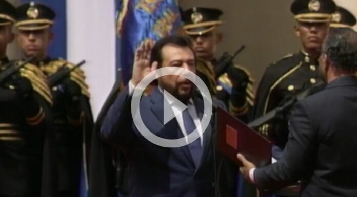 ¡Félix Ulloa es juramentado como vicepresidente 2024 - 2029!