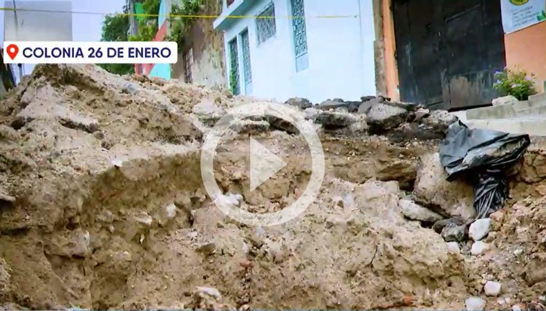 ¡En la colonia 26 de Enero preocupados por enorme cárcava!