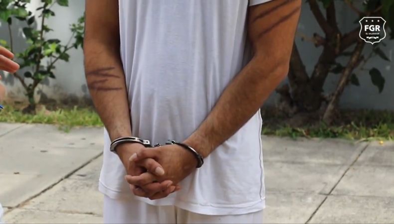 Cárcel provisional para presunto homicida de su padre y madrastra