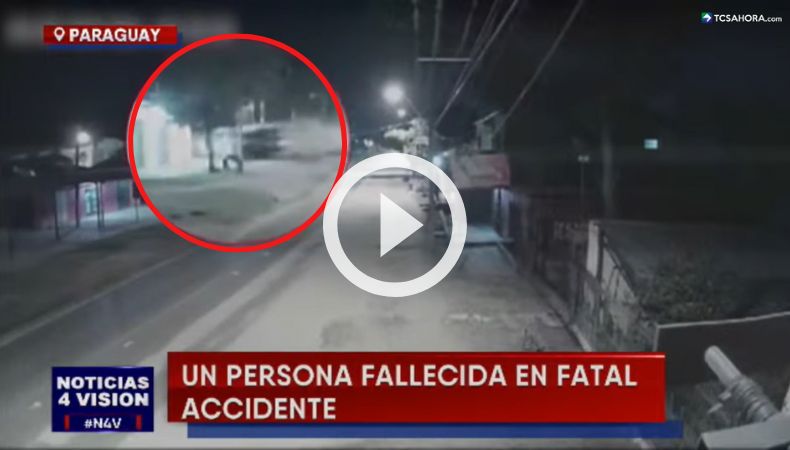 Cámara capta fatal accidente de tránsito en Paraguay.
