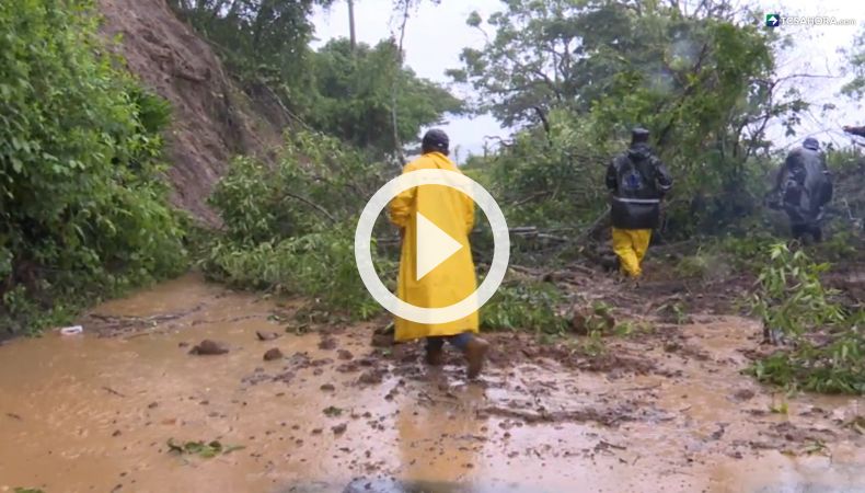 Reportan paso cerrado en la carretera a Comasagua por derrumbe