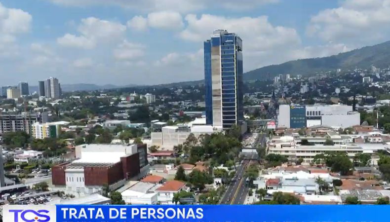 Estados Unidos puntea que El Salvador avanza contra la trata