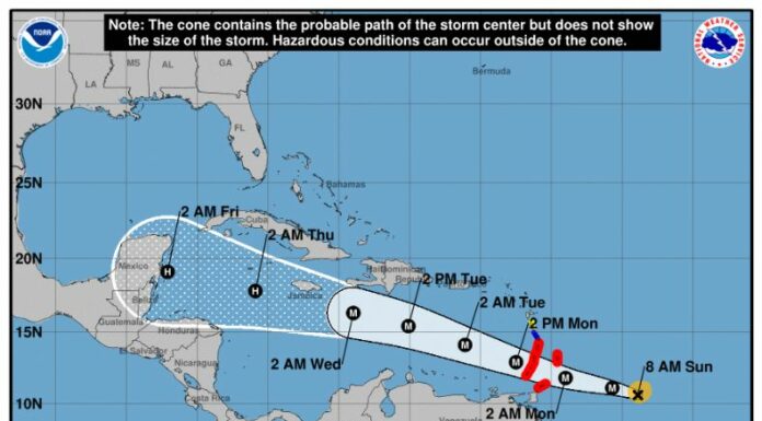 Beryl continúa fortaleciéndose
