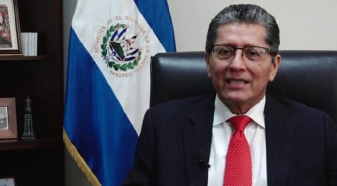 Presentan demanda contra exministro, Alfredo Miranda Flamenco