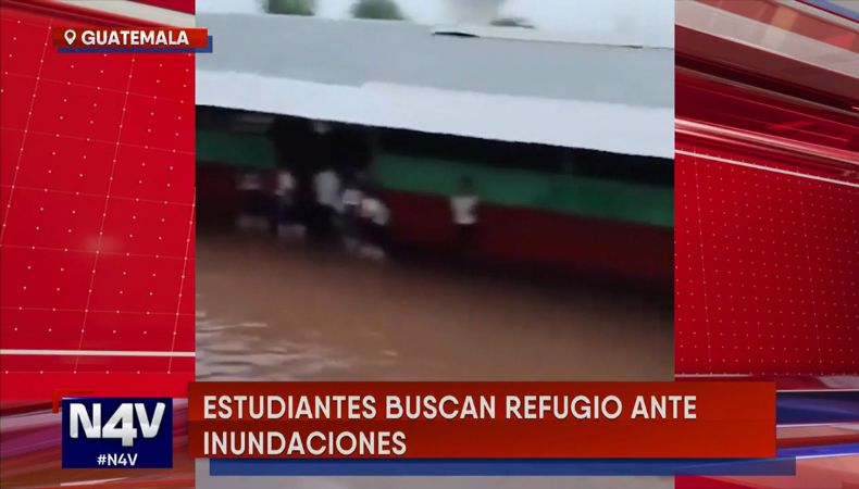 Lluvias dejan atrapados a estudiantes en escuela de Guatemala Lluvias dejan atrapados a estudiantes en escuela de Guatemala