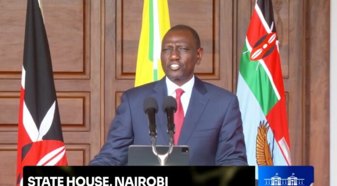 Presidente de Kenia destituye casi todo su gabinete de gobierno