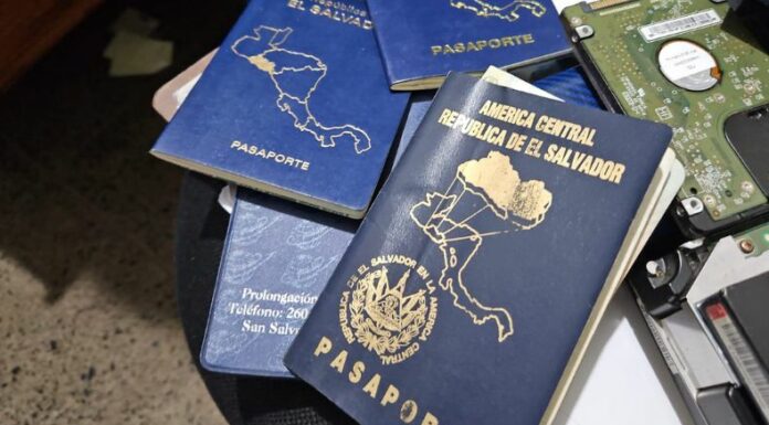 Falsificación de material