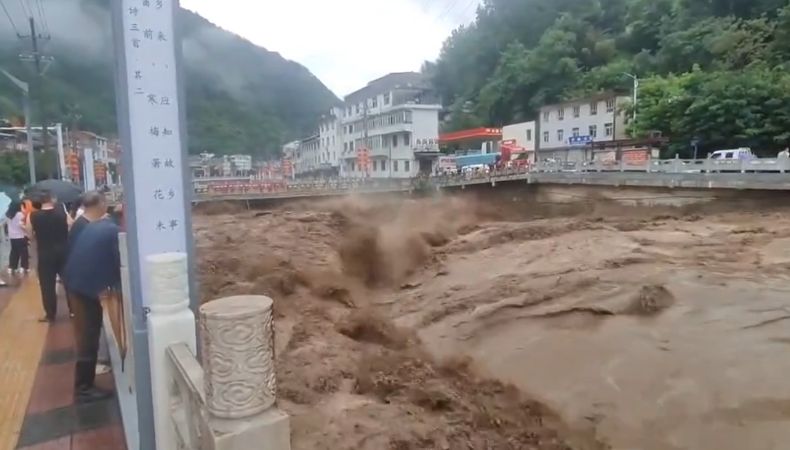 Lluvias torrenciales en China registran más víctimas mortales y desaparecidos