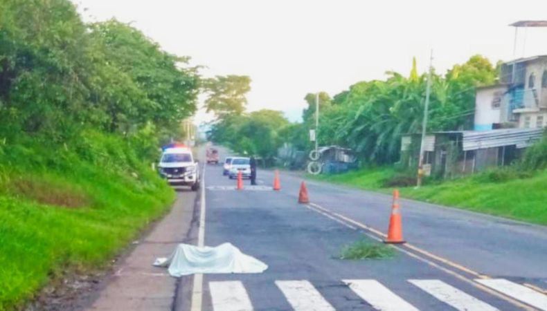 Hombre muere atropellado en Jiquilisco