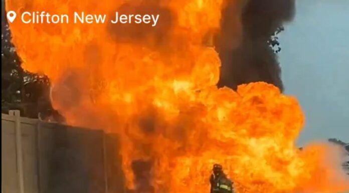 Camión con químicos explota en Clifton, Nueva Jersey