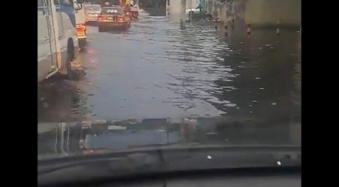 Inundaciones en las cercanías de plaza El Trovador, San Salvador