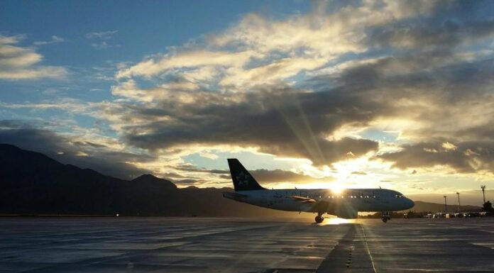 Venezuela suspende vuelos comerciales de Panamá y República Dominicana