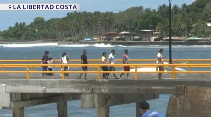 ¡El Puerto de la Libertad uno de los destinos para disfrutar y consumir en familia!