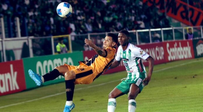 Sin goles. Así acabó el encuentro entre Águila y Antigua de Guatemala disputado en el Estadio Pensativo este martes.