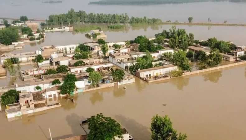 La alerta máxima en Pakistán implica evacuaciones de ciudadanos que viven en zonas de riesgo o propensas a inundaciones.