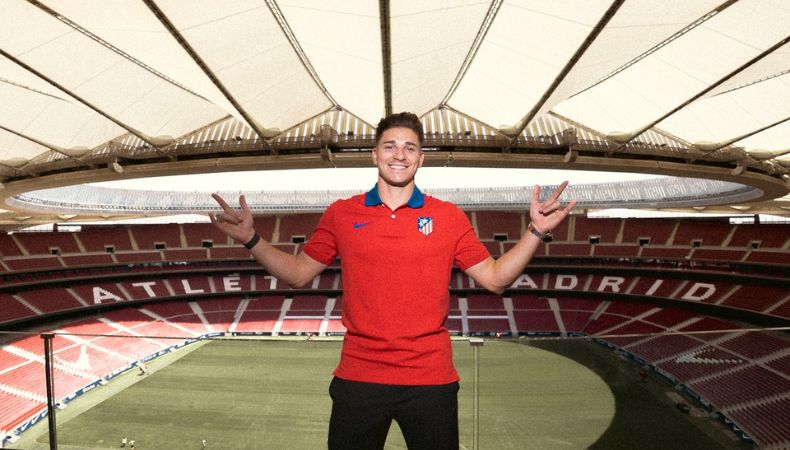 “Un gran poder conlleva una gran responsabilidad” A lo Marvel para Julián En uno de los grandes movimientos de la fecha de traspasos, Julián Álvarez fue de los más destacados, tras su traspaso al Atlético de Madrid.