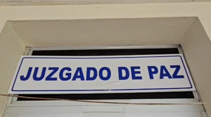 La FGR informó que Óscar Aguirre, acusado de fraude procesal y del homicidio agravado, se mantendrá en prisión tras proceso penal.