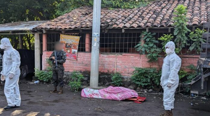 Autoridades de la Fuerza Armada han informaron que han localizado un cuerpo en la laguna El Jocotal, San Miguel.