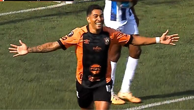 En uno de los encuentros más interesantes de la jornada, el Águila logró sacar un tremendo triunfo ante el Port Layola en la Copa Centroamericana.