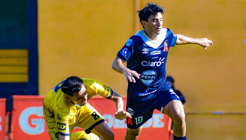 Estos son los resultados al finalizar la jornada 5 este domingo. El equipo albo dejó escapar la victoria sobre el final y más.