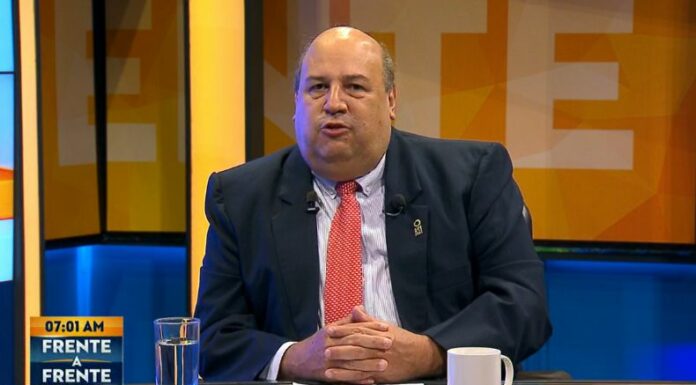 Jorge Arriaza, presidente de de ASI respalda inversión y asegura que los puertos son estratégicos para la industria.