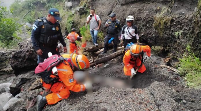El fin de semana falleció una mujer extranjera en una zona peligrosa entre los volcanes Acatenango y Fuego.