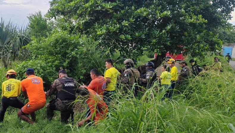 Varias instituciones trabajaron de la mano para lograr recuperar el cuerpo sin vida de una persona, de quien se desconoce su identidad.