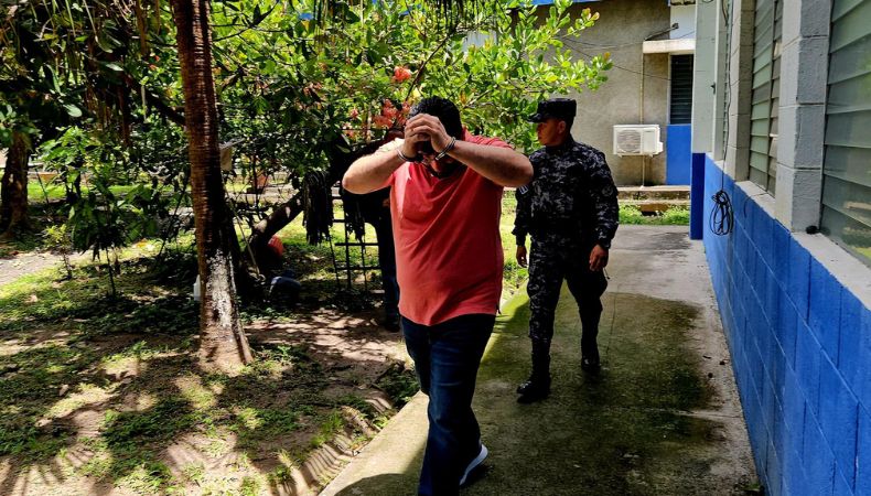 Autoridades entregan a la justicia de Estados Unidos a un salvadoreño acusado por el delito de abuso sexual infantil.