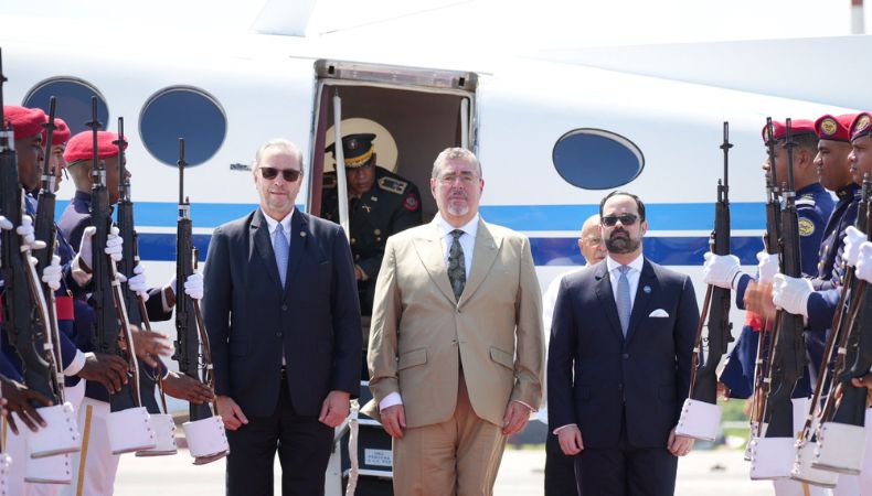 Presidente Guatemala El Ministerio Público de Guatemala solicitó, una vez más, retirarle por completo la inmunidad al presidente Bernardo Arévalo.