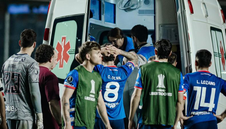 Juan Izquierdo protagonizó uno de los hechos más difíciles de la jornada; y es que en pleno partido se desplomó y ya salieron más detalles de su parte médico.