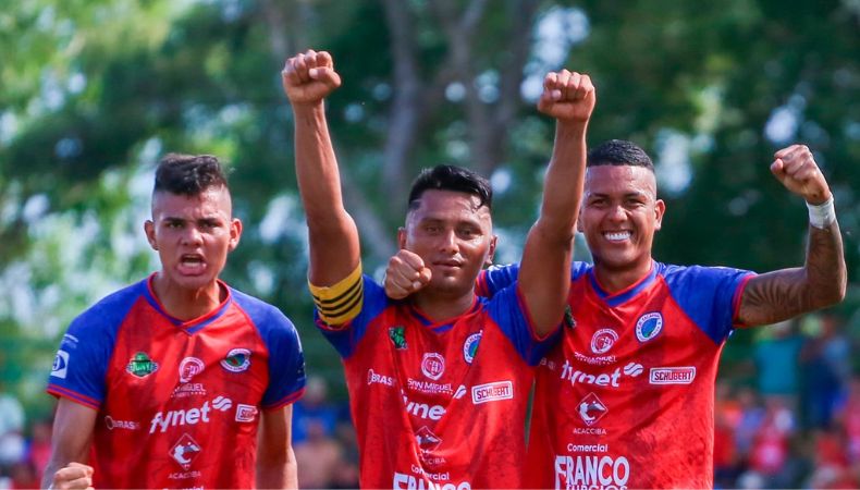 En uno de los duelos que abría la jornada 6 del Apertura, el Cacahuatique se quedó con un tremendo triunfo contra el Fuerte San Francisco, que lo impulsa como primero.