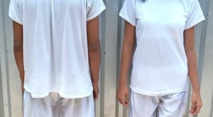 La Policía informó que, dos jóvenes fueron detenidos por robarle dinero a mano armada en la vivienda de la abuela del menor.