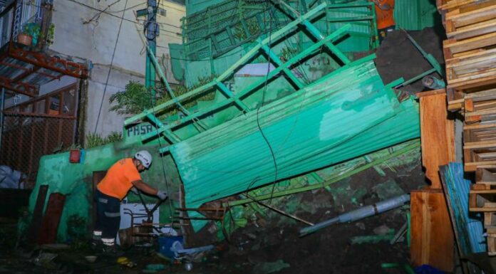 A raíz de las fuertes lluvias, las autoridades reportaron el colapso de un muro y el incremento de una cárcava.