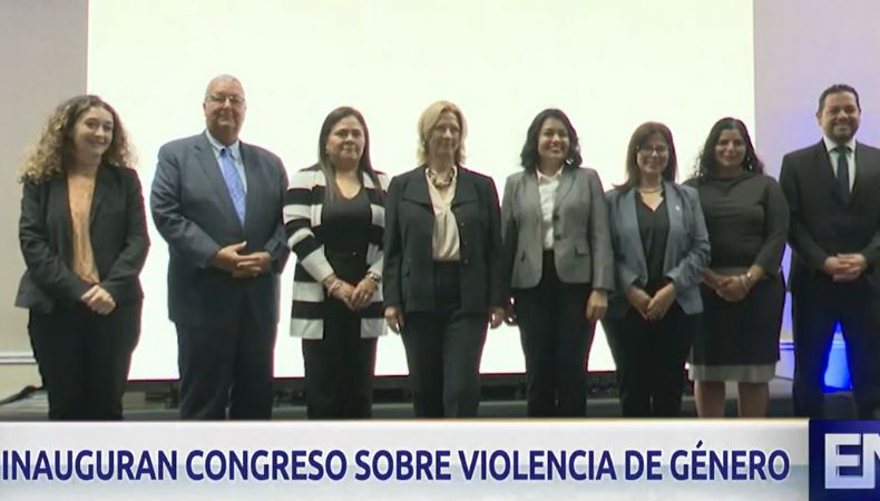 Gobierno de Estados Unidos y una universidad salvadoreña, inauguraron el congreso internacional sobre la violencia de género.