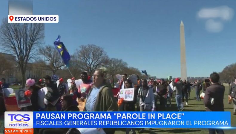 Juez de Texas suspendió temporalmente un programa para cónyuges e hijastros indocumentados de ciudadanos estadounidenses.