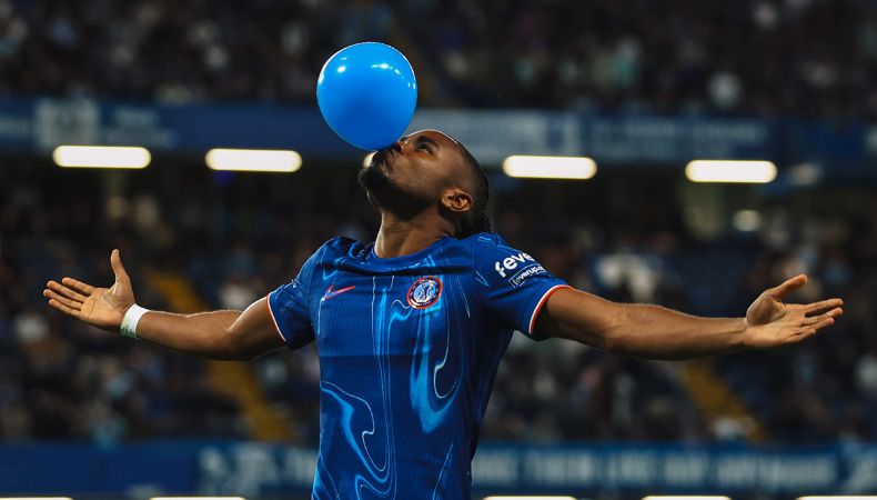 En uno de los encuentros más interesantes de la jornada, el Chelsea logró quedarse con el global a favor en la Conference League.