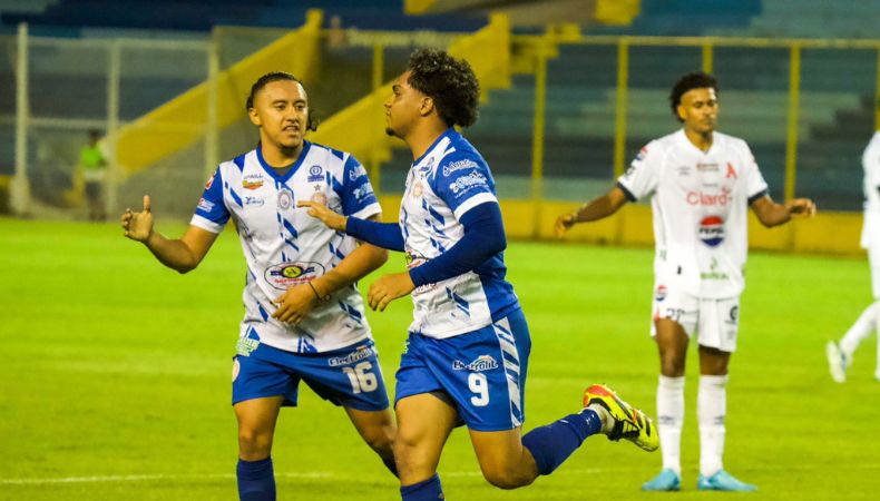 En uno de los encuentros más interesantes de la jornada, el Metapán se quedó con un gran triunfo ante el Alianza.