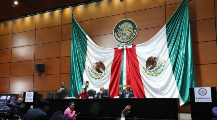 Dos jueces han solicitado la pausa en la aprobación de reformas judiciales impulsadas por AMLO desde febrero de este año.