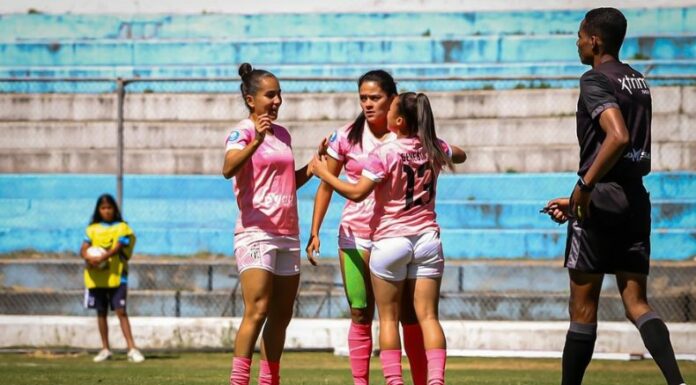Jackeline Velásquez y Nicolle Amaya deben enfrentar el partido de vuelta luego que la serie quedara en el limbo en la ida.