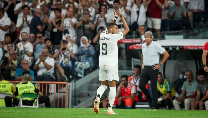 Mbappé no solo ha hecho uno de los mejores papeles en el Real Madrid en el último encuentro, sino que su español también es muy destacado.